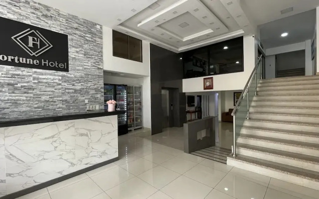 Fortune Hotel