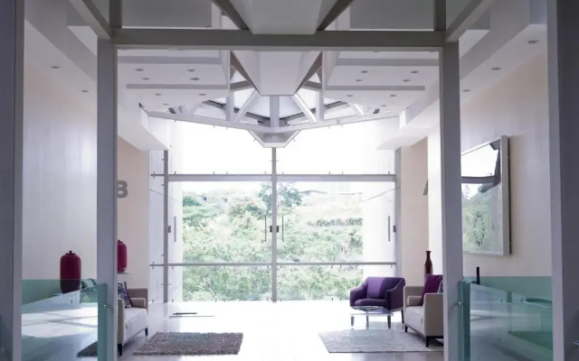 Modern 3 Bedroom Apartment