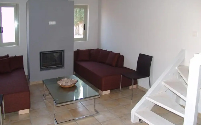 Enalia Gi