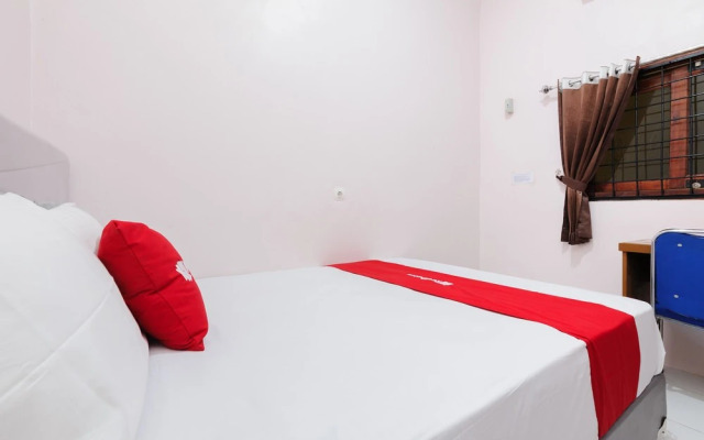 RedDoorz @ Terus Manis Suryakencana
