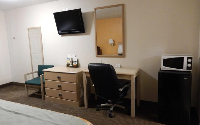 Pearsall Executive Inn