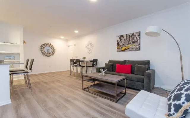 Hollywood Walk of Fame Two Bedrooms