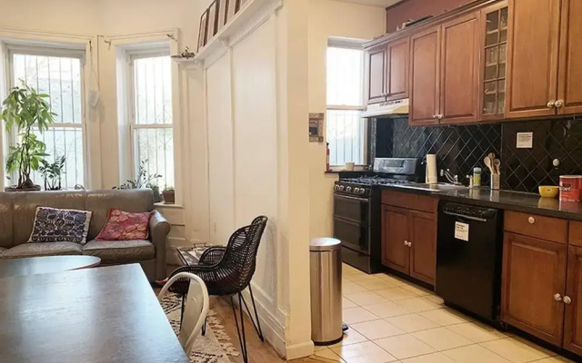Lovely two Bedroom With Patio!