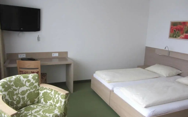 Hotel Weiss S
