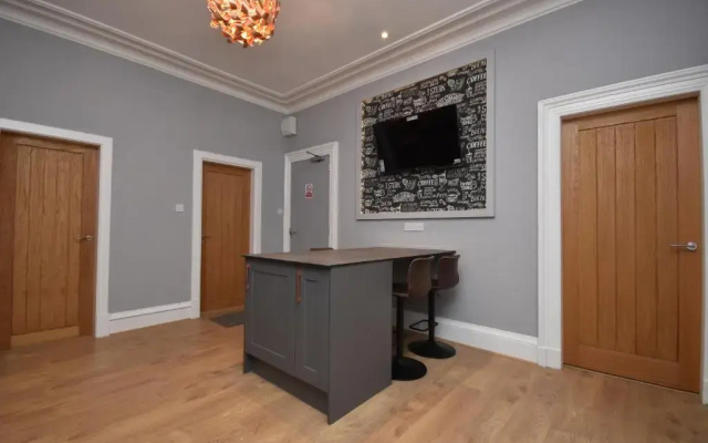 Signature Apartments