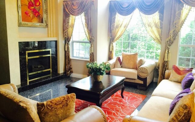 Отель Deer Lake House Канада, Бурнаби - отзывы, цены и фото номеров - забронировать отель Deer Lake House онлайн комната для гостей