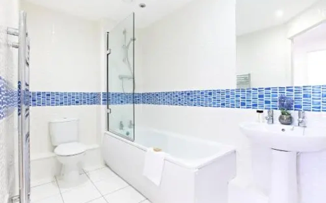 Borehamwood - Luxury 2 bed 2 bath apartment