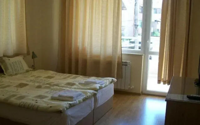 Guest House Donchevi