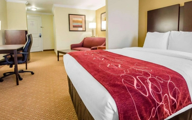 Comfort Suites Elizabethtown