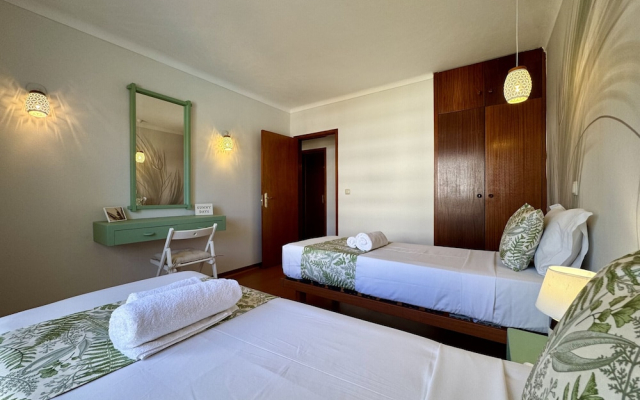 Vilamoura Charming 2 With Pool by Homing