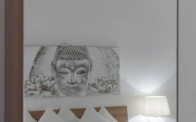 Vatican home for seven people