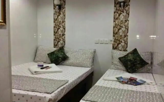 Dutch Hostel