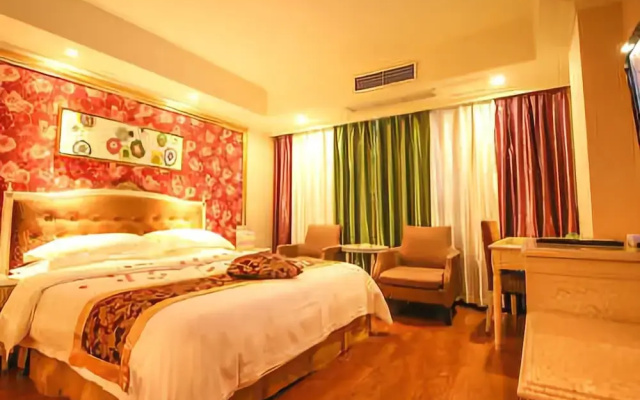 Yijia Hotel