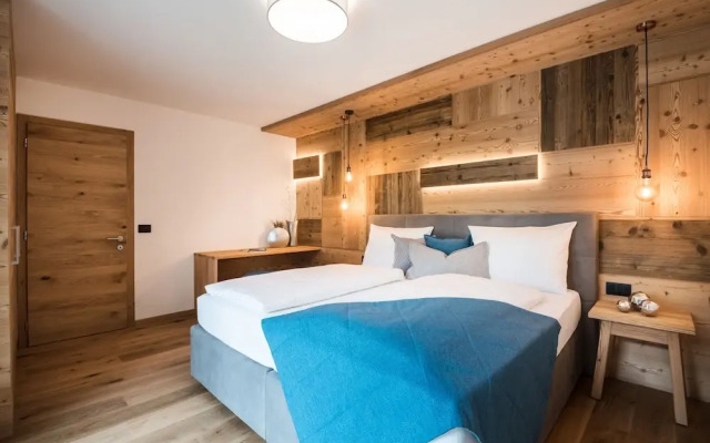 Les Dolomites Mountain Lodges