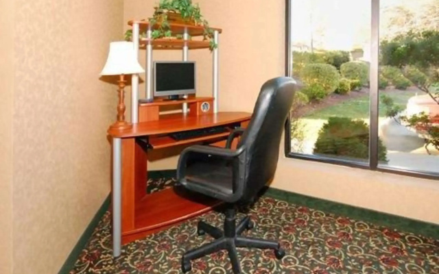 Quality Inn & Suites Tarboro - Kingsboro