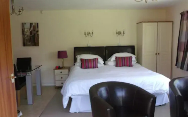 Acers Serviced Accommodation
