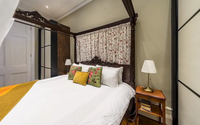 The Regency Studio 82cathedral
