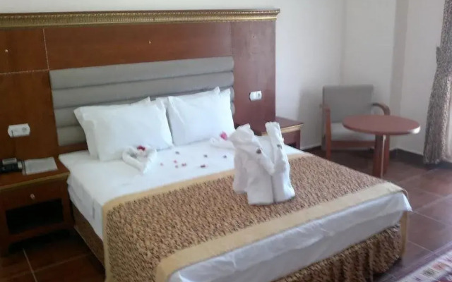 Yay Grand Hotel