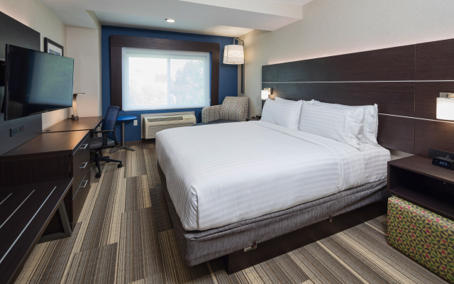 Holiday Inn Express Sunnyvale - Silicon Valley by IHG
