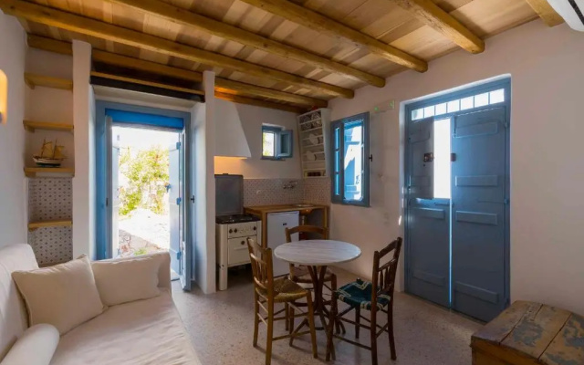 Mezzolovero Suites Kimolos
