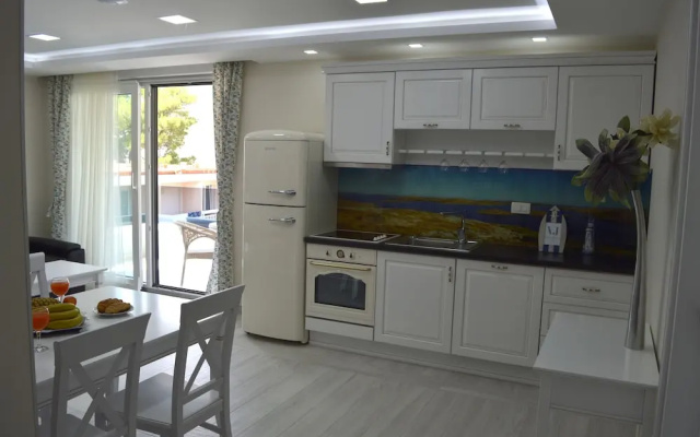 Apartments Jakov