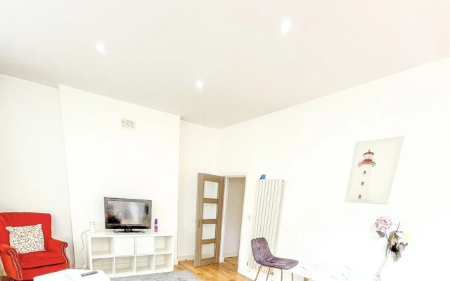 Beautiful 2-bed Apartment in London