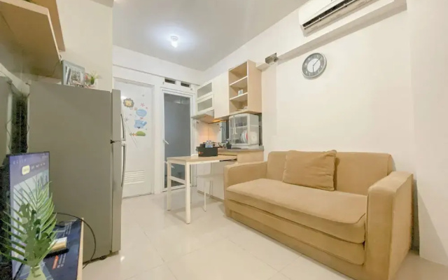 Good Deal and Comfy 2BR Apartment Green Pramuka City