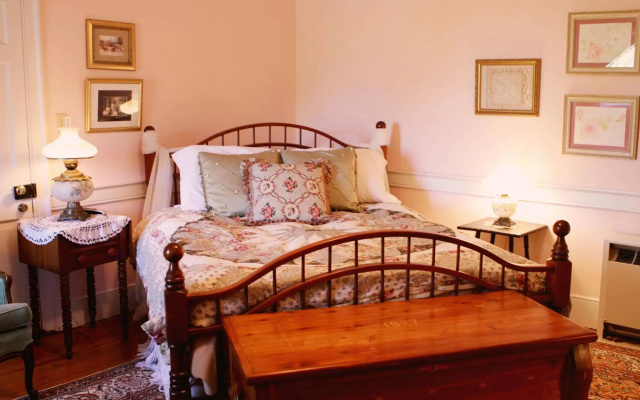 Cave Hill Farm Bed & Breakfast