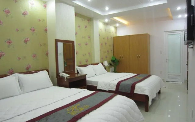 Thu Ha Airport Hotel