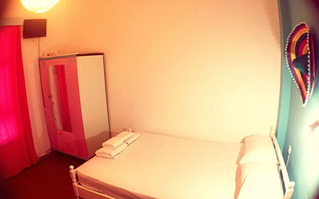 Avra Budget Beach Hotel