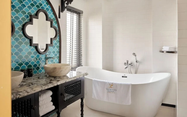 Vanessa Boutique Hotel An Bang Beach
