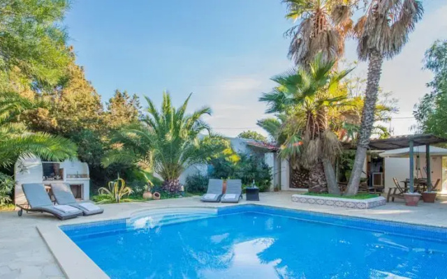 Villa Salinas