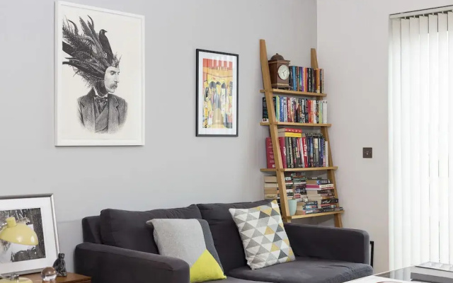 1 Bedroom East London Balcony Flat