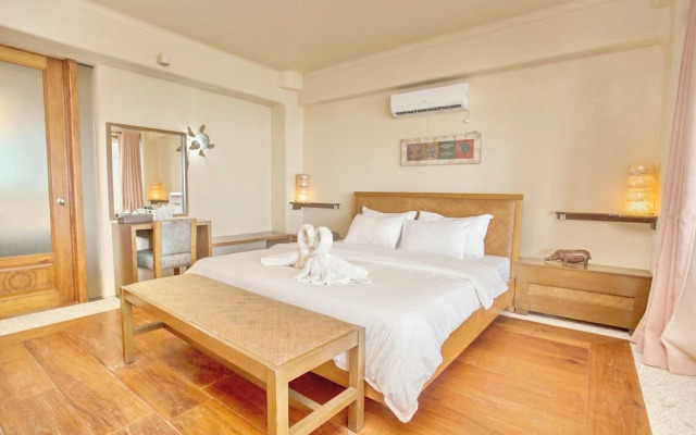 Mayumi Beach Villa