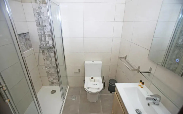 A22 - Rocha Beach Flat in Portim o