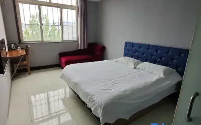 Jiaozhou Xilu Hotel