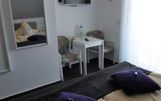 Hotel-Clemens