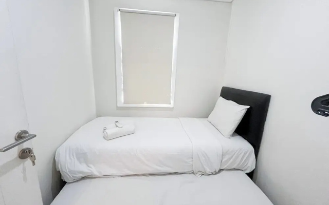Minimalist 2Br At Apartment Parahyangan Residence