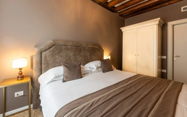 San Teodoro Palace Luxury Apartments