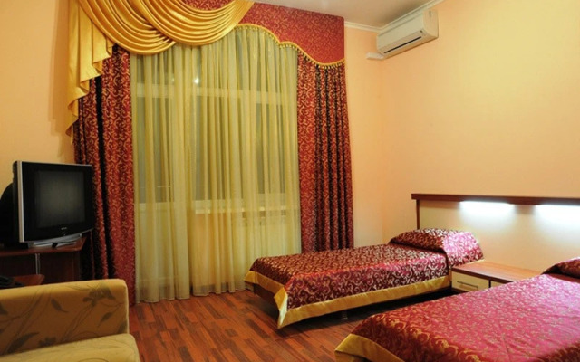 Imperia Hotel