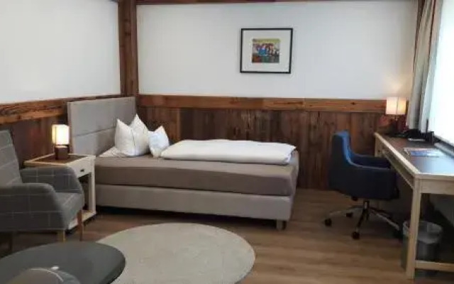 Hotel Restaurant Cafe Neu Meran
