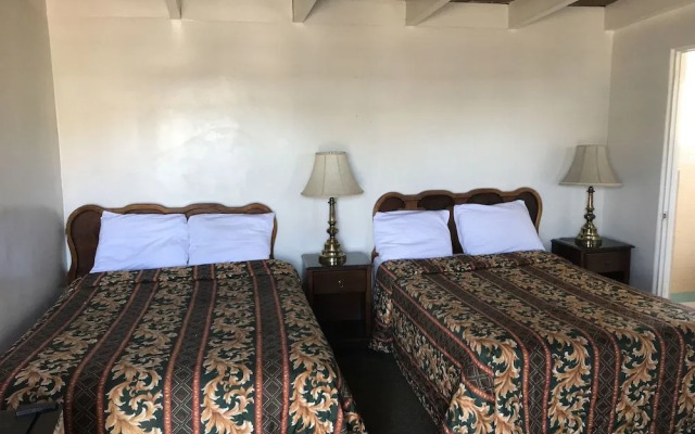 Ventura Beach House Motel