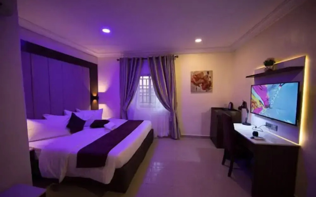 Class Suites Hotel and Apartment