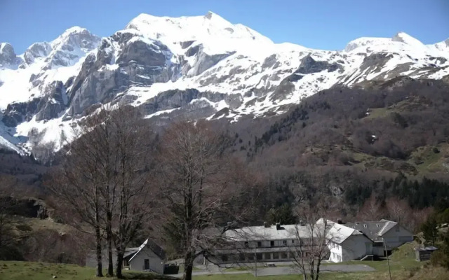 Association Peyranère - Hostel