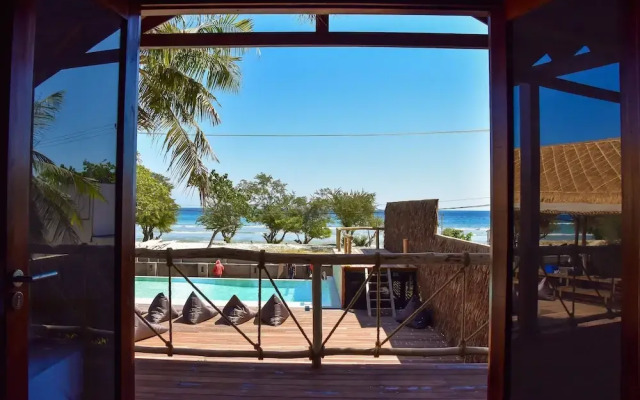 Mad Monkey Gili Trawangan - Hostel