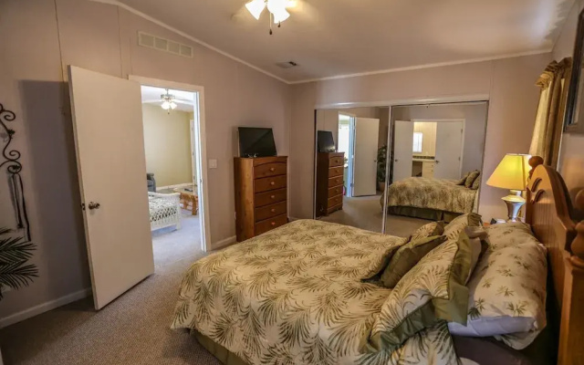508 Red Deer Indian Creek