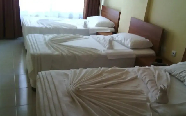 Graywolf Hotel