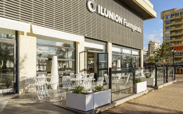 Отель Ilunion Fuengirola Фуэнхирола вид на фасад