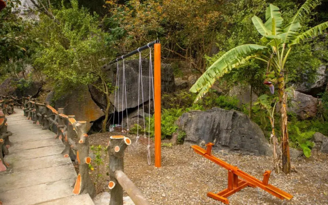 Lotus Field Homestay