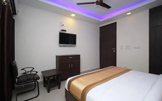 Fabexpress Tourist Palace